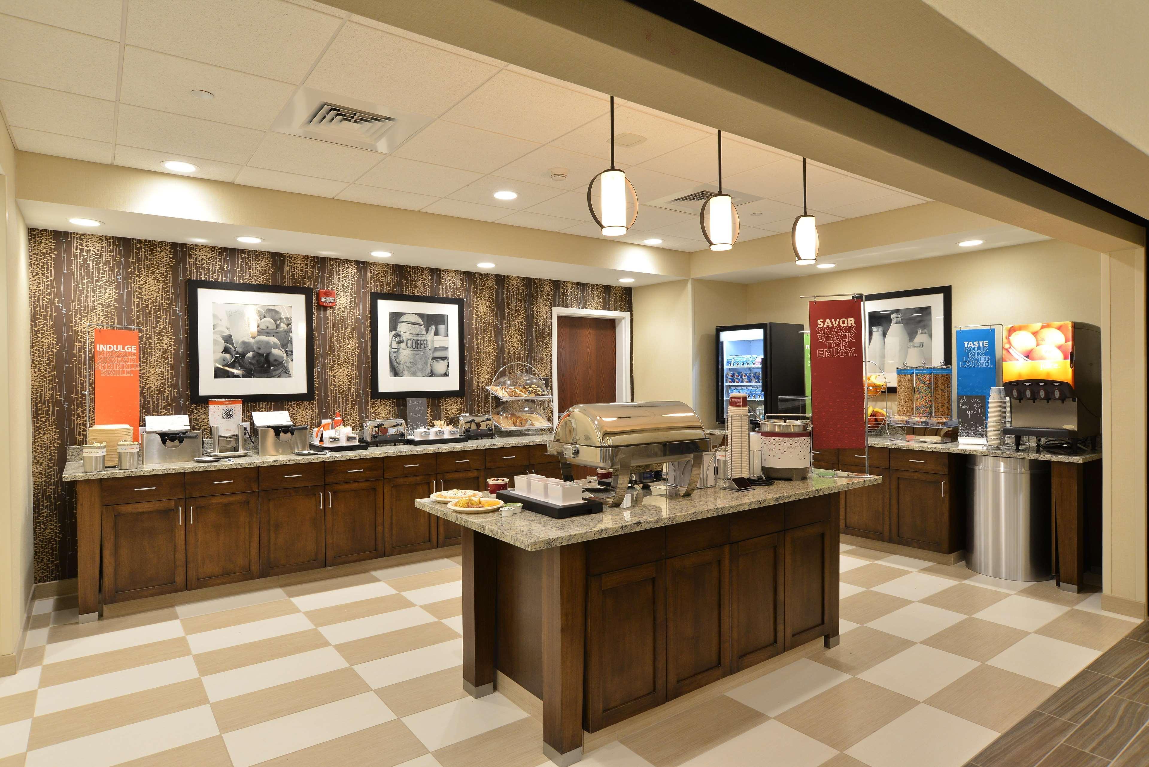 Hampton Inn & Suites Chippewa Falls Extérieur photo