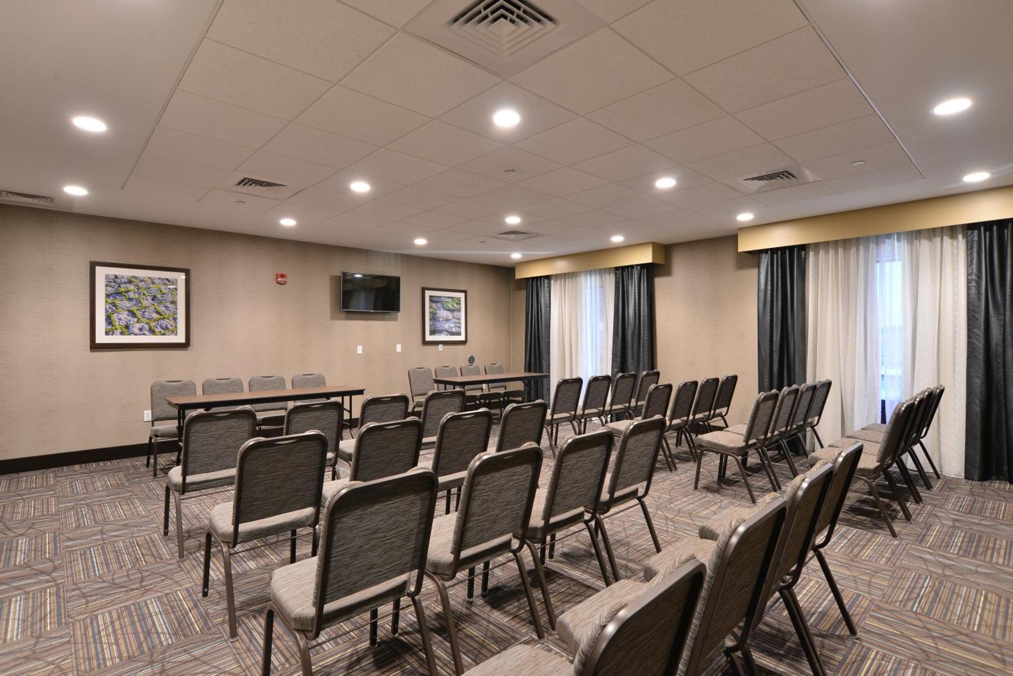 Hampton Inn & Suites Chippewa Falls Extérieur photo