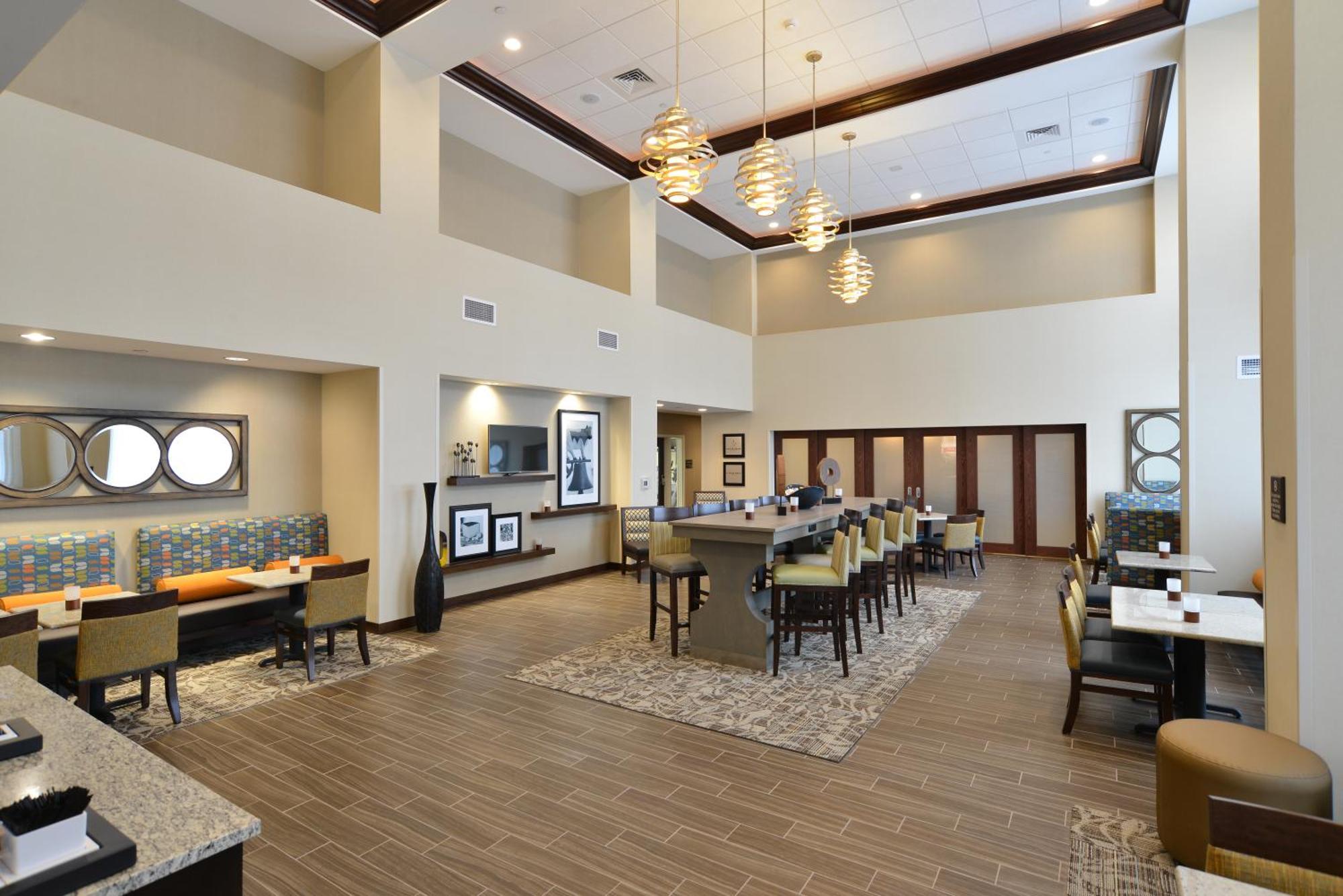 Hampton Inn & Suites Chippewa Falls Extérieur photo