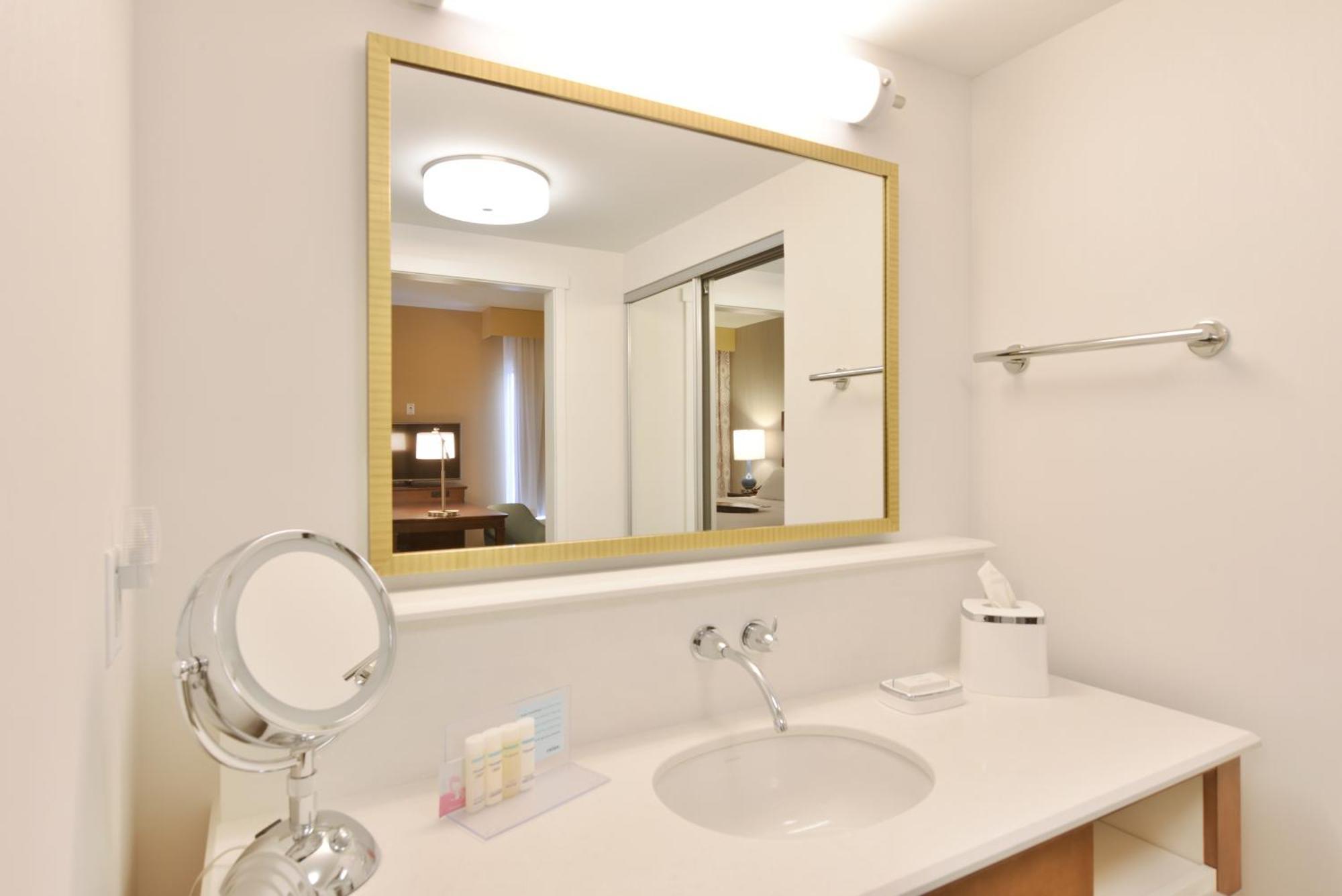 Hampton Inn & Suites Chippewa Falls Extérieur photo