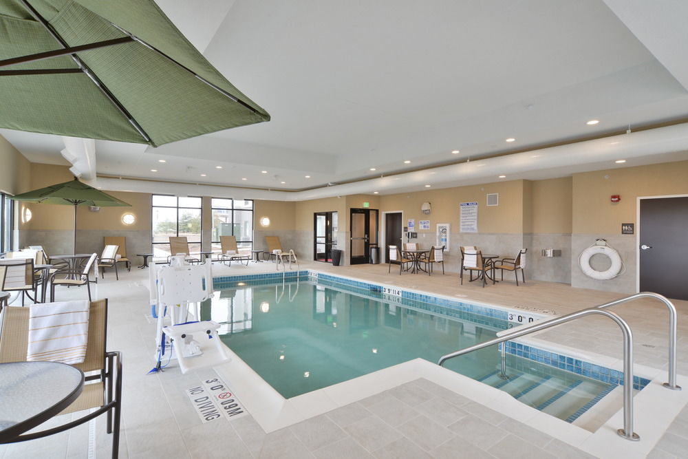 Hampton Inn & Suites Chippewa Falls Extérieur photo