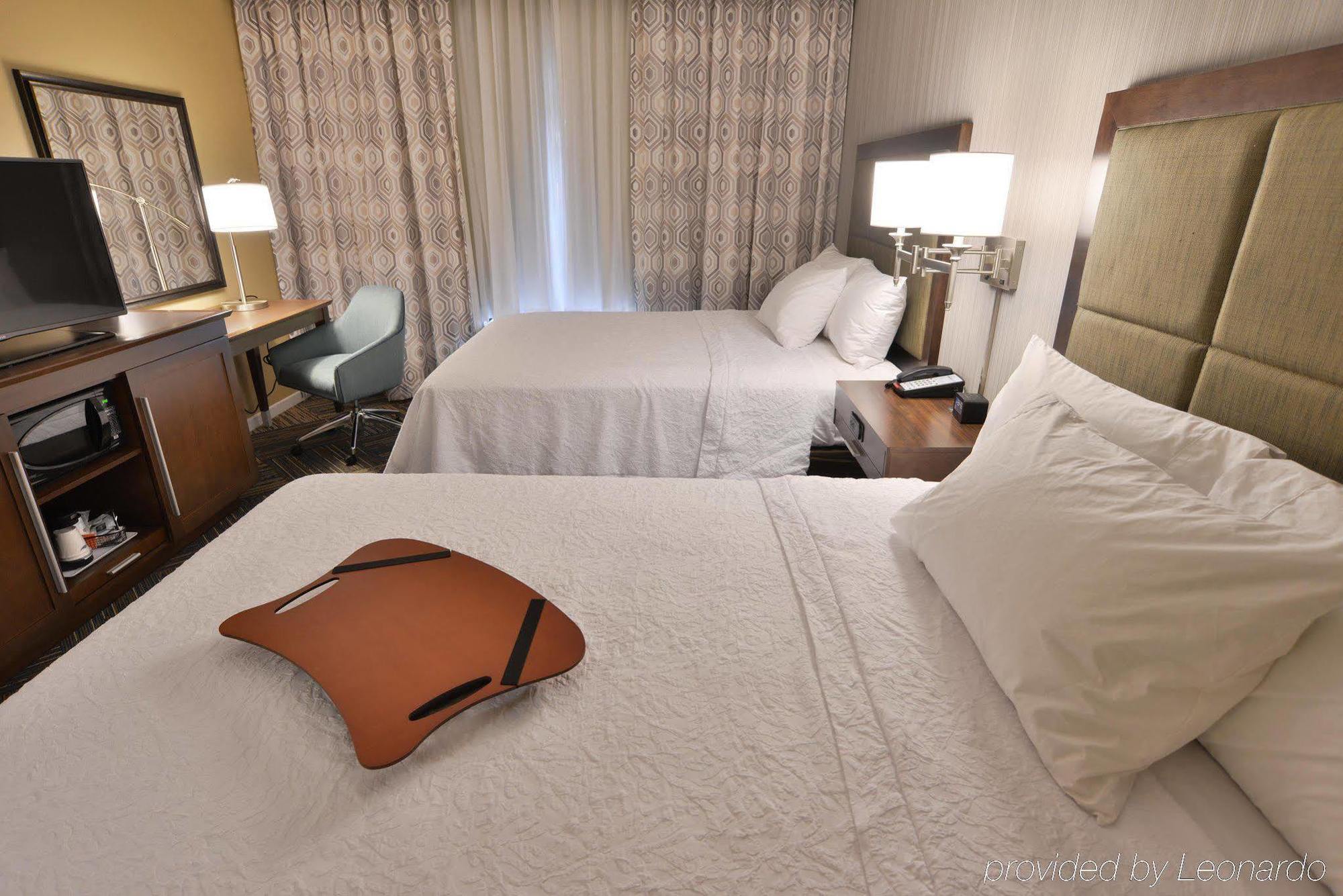 Hampton Inn & Suites Chippewa Falls Extérieur photo